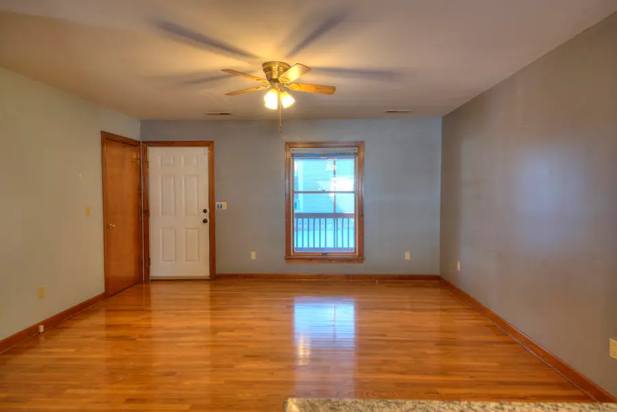 405 Linden Ave S, Waynesboro, VA 22980 - #3