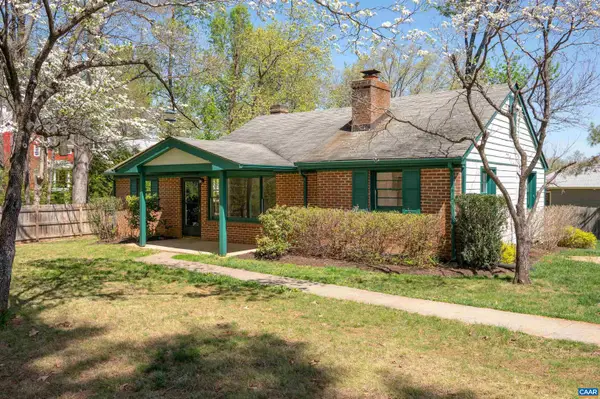 395 Burchs Creek Rd, Crozet, VA 22932