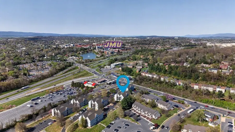 1336 Hunters Rd, Harrisonburg, VA 22801 - #2