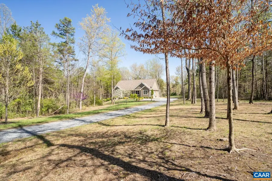 336 Bear Run Rd, Stanardsville, VA 22973 - #3