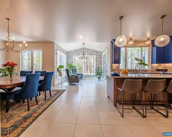 9130 Totier Creek Rd, Scottsville, VA 24590