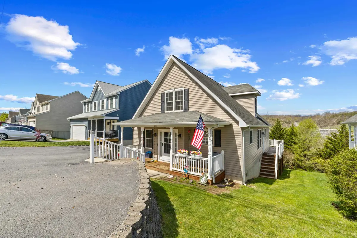 1008 Middlebrook Ave, Staunton, VA 24401 - #1