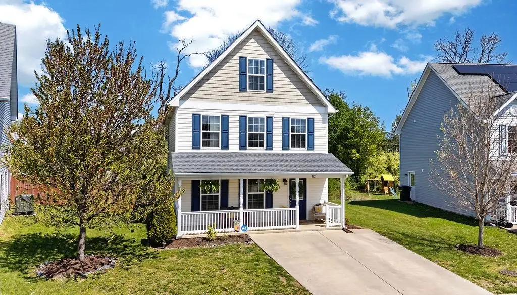 312 Evershire St, Waynesboro, VA 22980 - #1