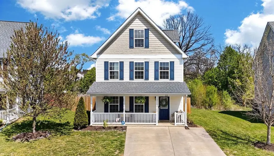 312 Evershire St, Waynesboro, VA 22980 - #2