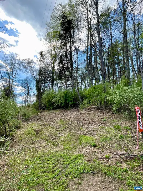 Lakeside Dr, Charlottesville, VA 22901