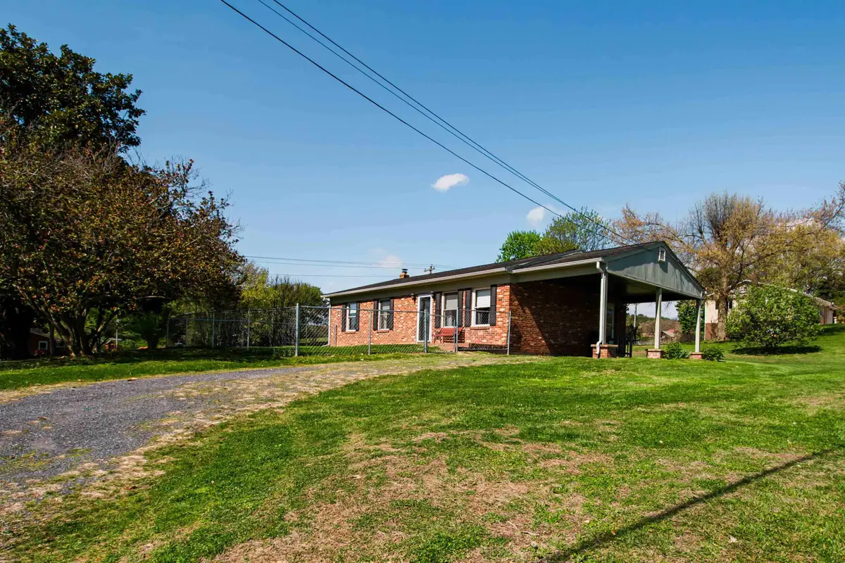 1793 Lacey Spring Rd, Rockingham, VA 22802 - #1