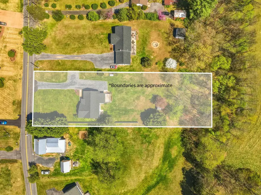 515 Hollingsworth Rd, Woodstock, VA 22664 - #3