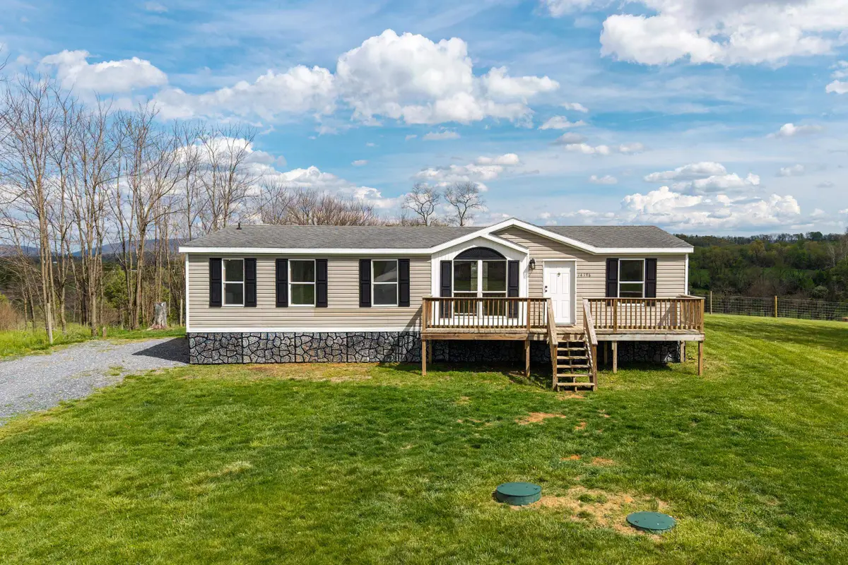 14196 American Legion Dr, Broadway, VA 22815 - #1