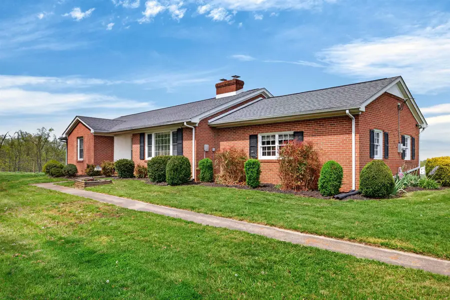 1522 Dam Town Rd, Fort Defiance, VA 24437 - #2