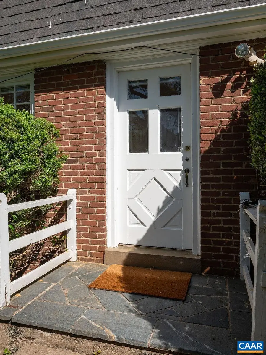 2401 Fontaine Ave, Charlottesville, VA 22903 - #2