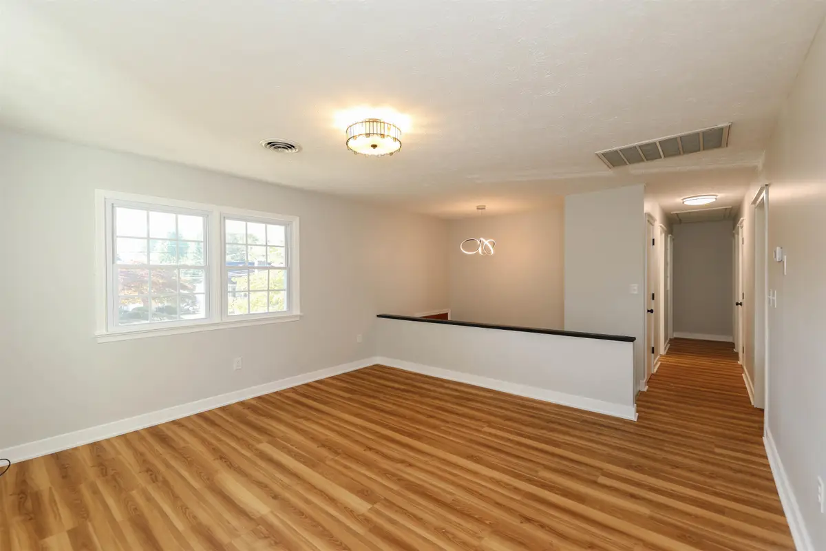 829 Jefferson Ave, Waynesboro, VA 22980 - #1