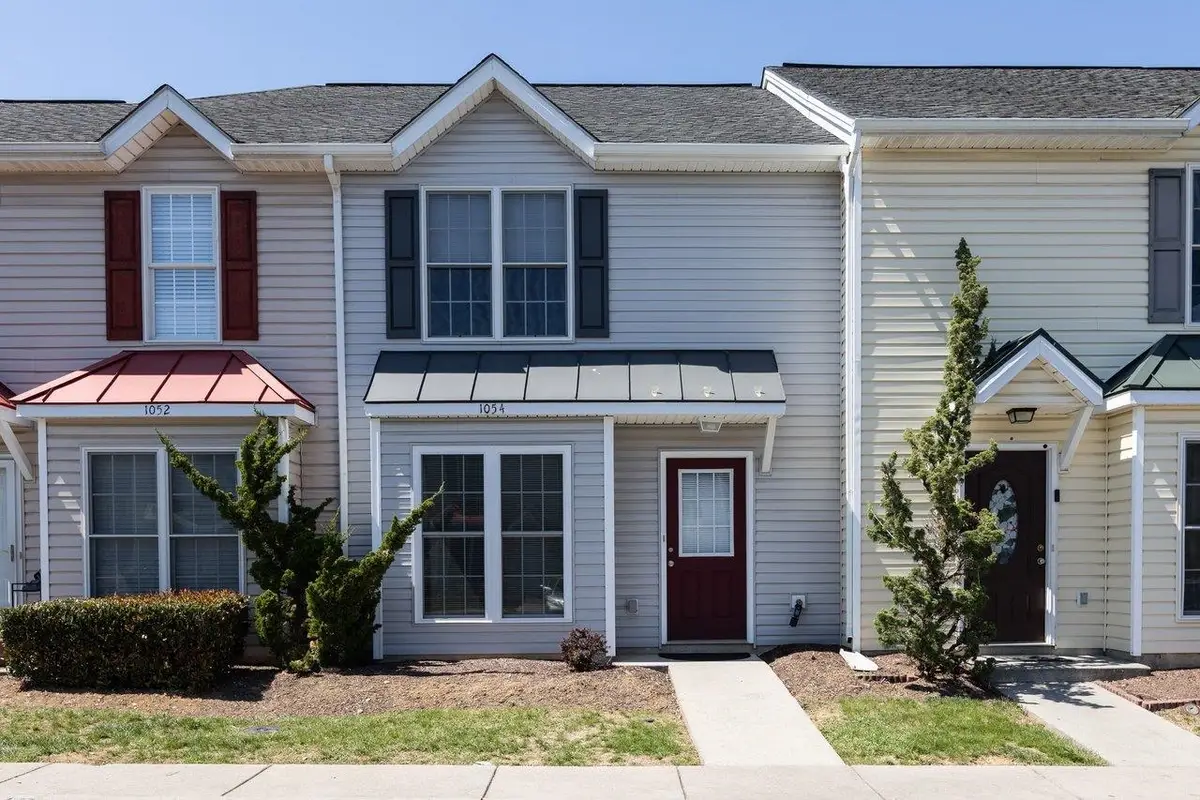 1054 Alexander Hamilton Ln, Harrisonburg, VA 22802 - #1