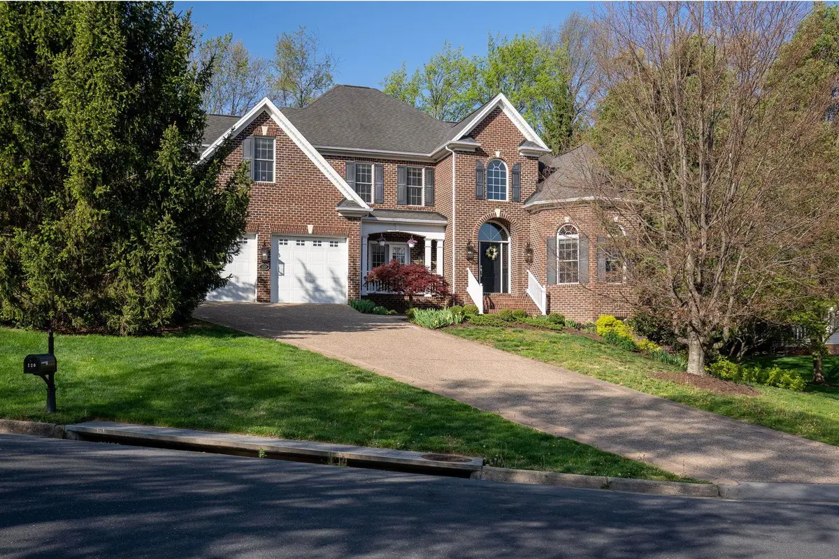 127 Fairway Dr, Harrisonburg, VA 22802 - #1