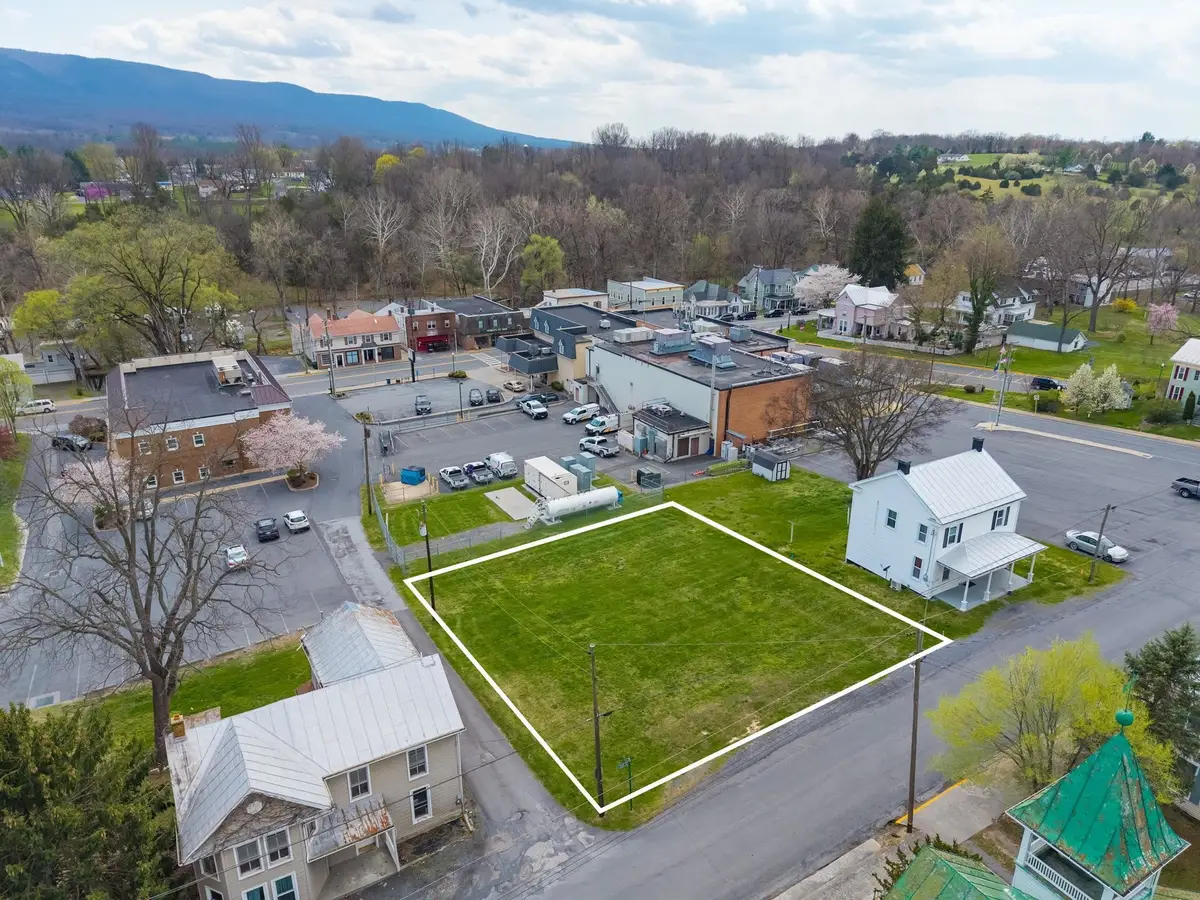 107 High St S, Edinburg, VA 22824 - #1