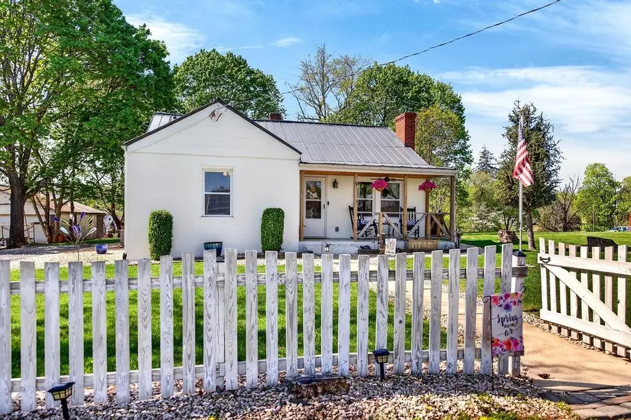 18 Bartley St, Staunton, VA 24401 - #3