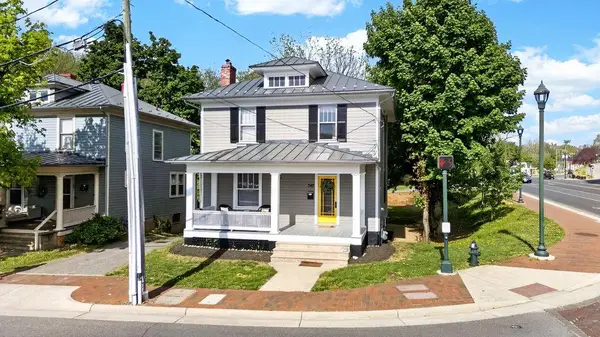 342 Lewis St N, Staunton, VA 24401