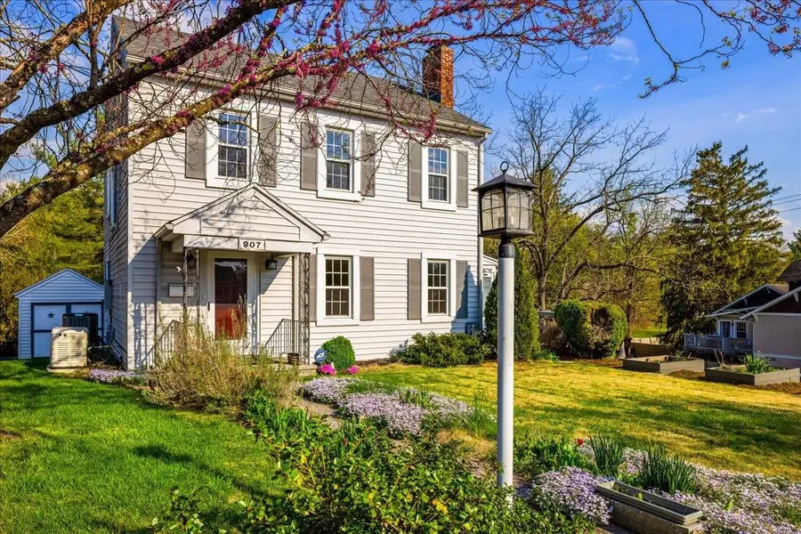 907 Selma Blvd, Staunton, VA 24401 - #2