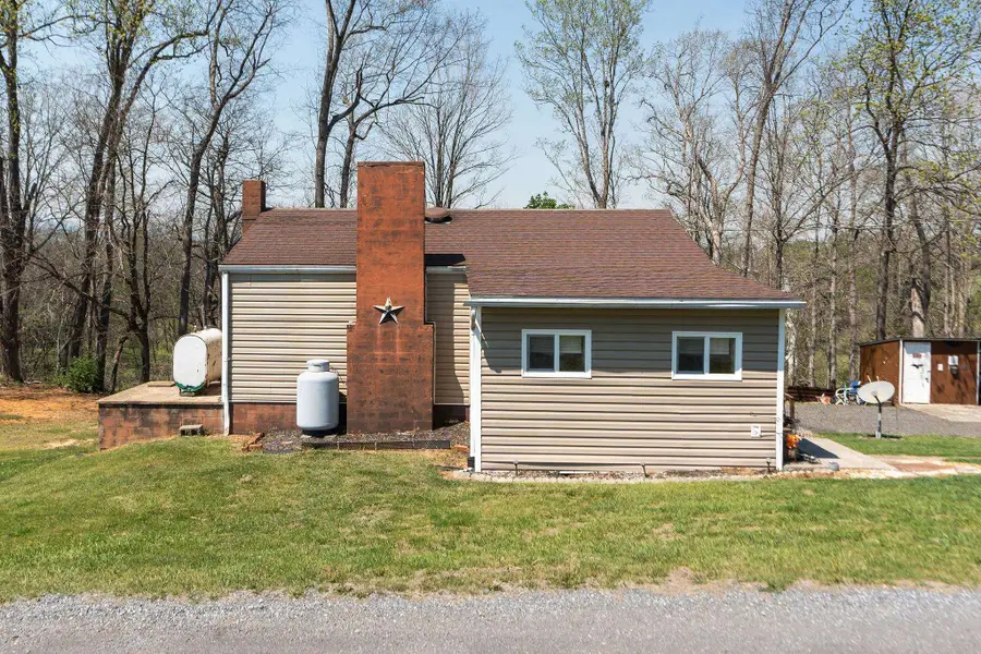 9 Hoagie Ln, Swoope, VA 24479 - #2