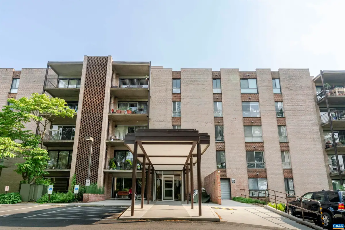 511 1st St N, Charlottesville, VA 22902 - #1