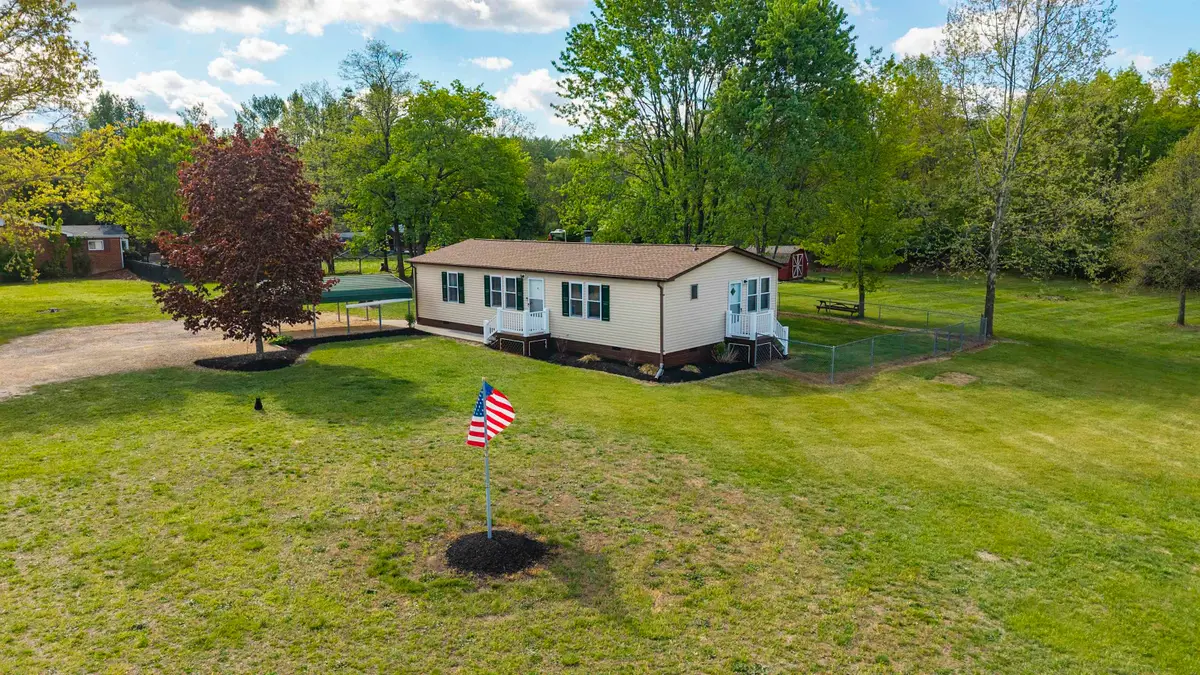 101 Thorofare Rd, Waynesboro, VA 22980 - #1