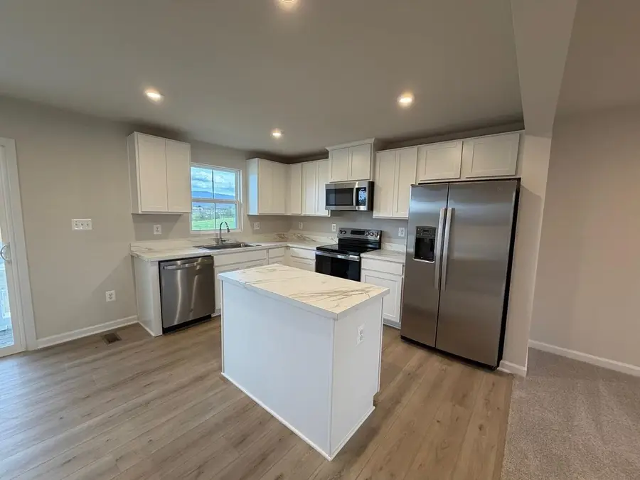 787 Hisey Ave, Woodstock, VA 22664 - #2