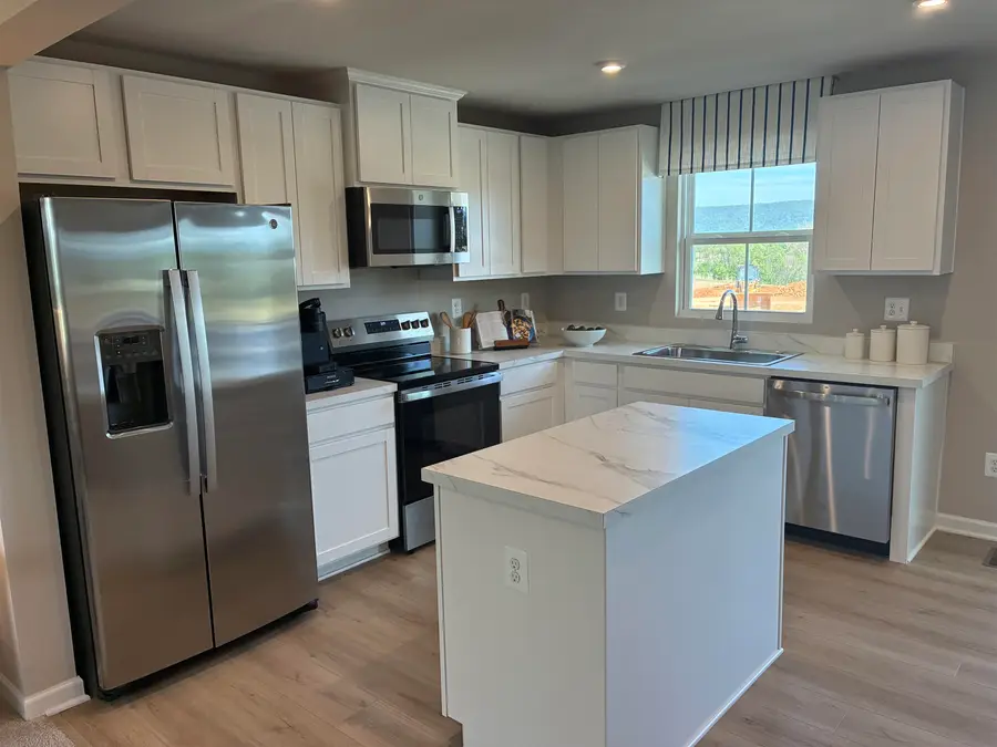 787 Hisey Ave, Woodstock, VA 22664 - #3