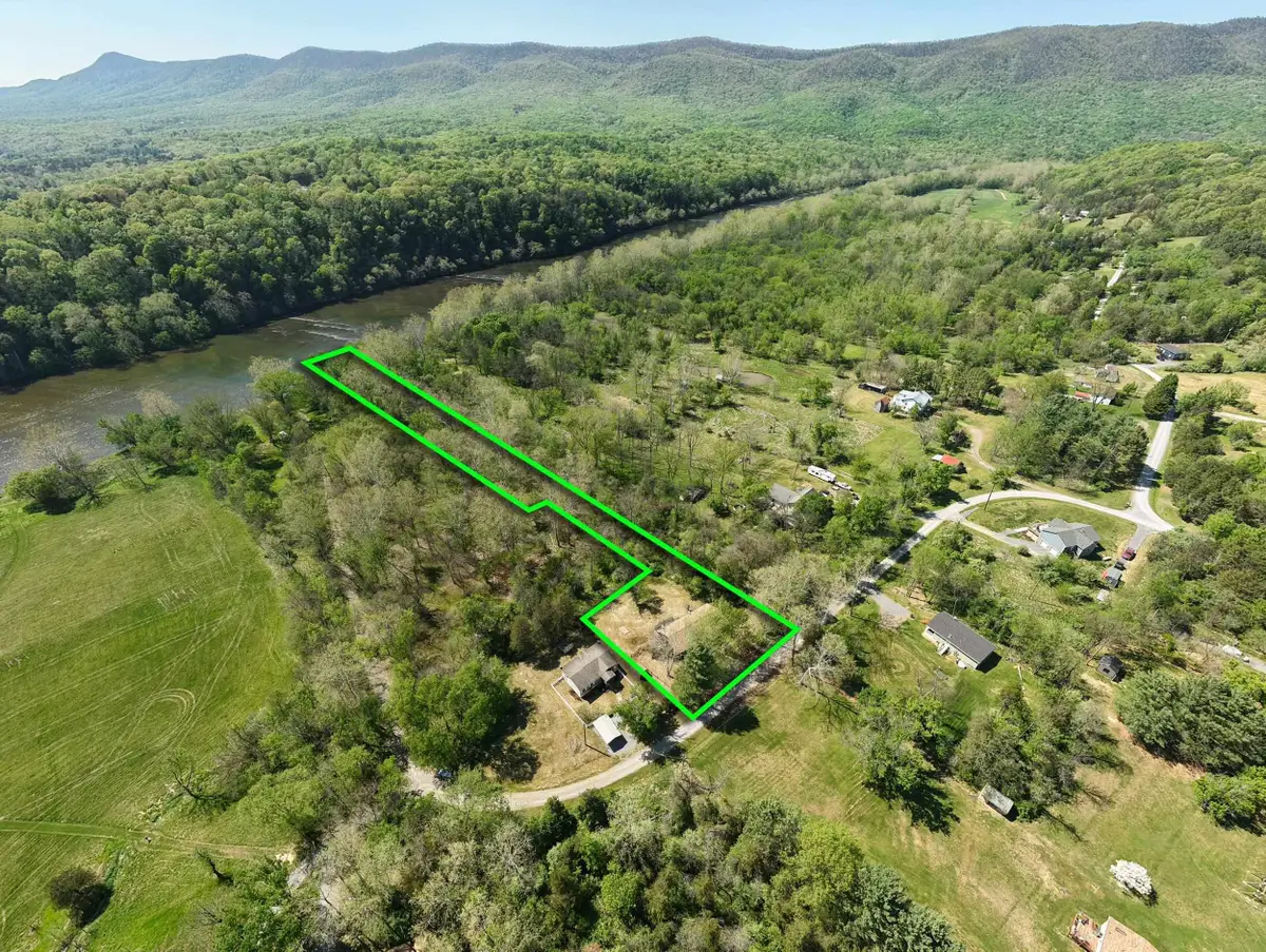 702 Richview Rd, Rileyville, VA 22650 - #1