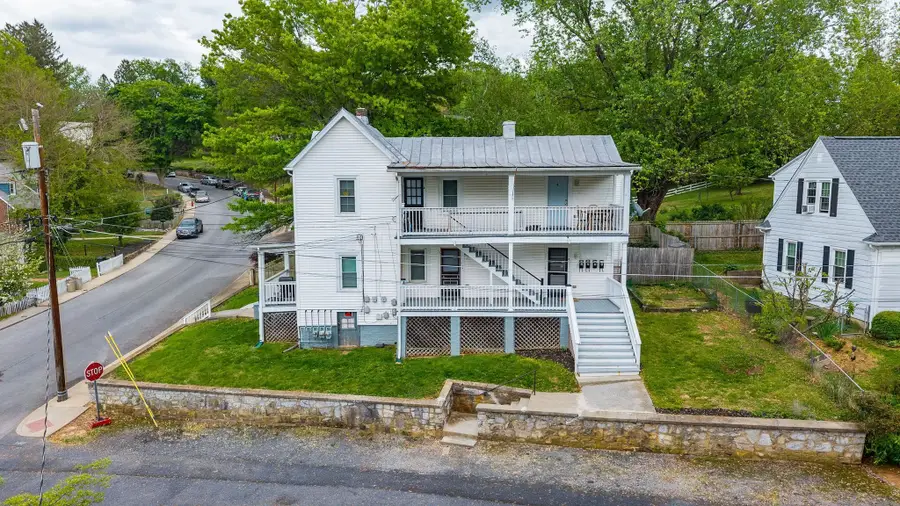650 Alleghany Ave, Staunton, VA 24401 - #2