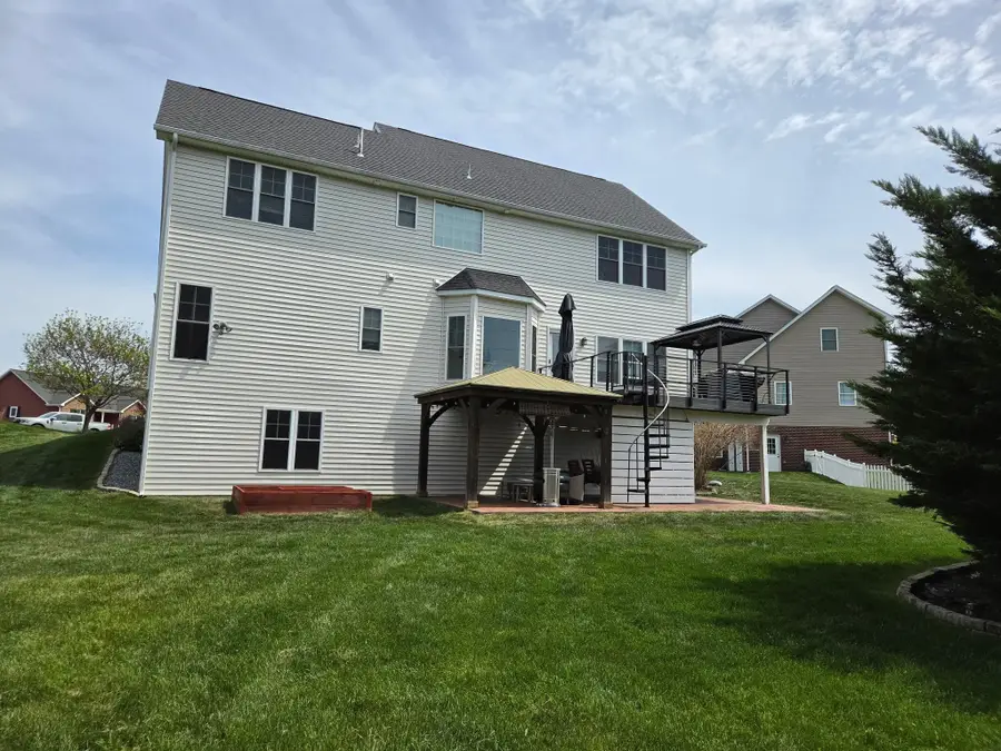 8340 Overbrook Dr, McGaheysville, VA 22840 - #3