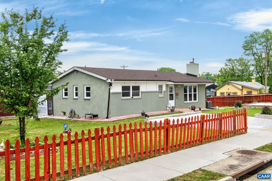 619 Broad St, Harrisonburg, VA 22802 - #2