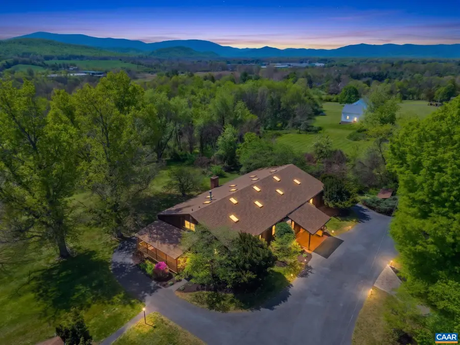 18 Providence Ln, Waynesboro, VA 22980 - #2