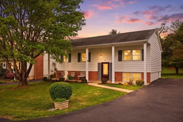 44 Roller Ave, Mount Sidney, VA 24467