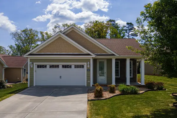 1017 Sun Poppy Ct, Woodstock, VA 22664
