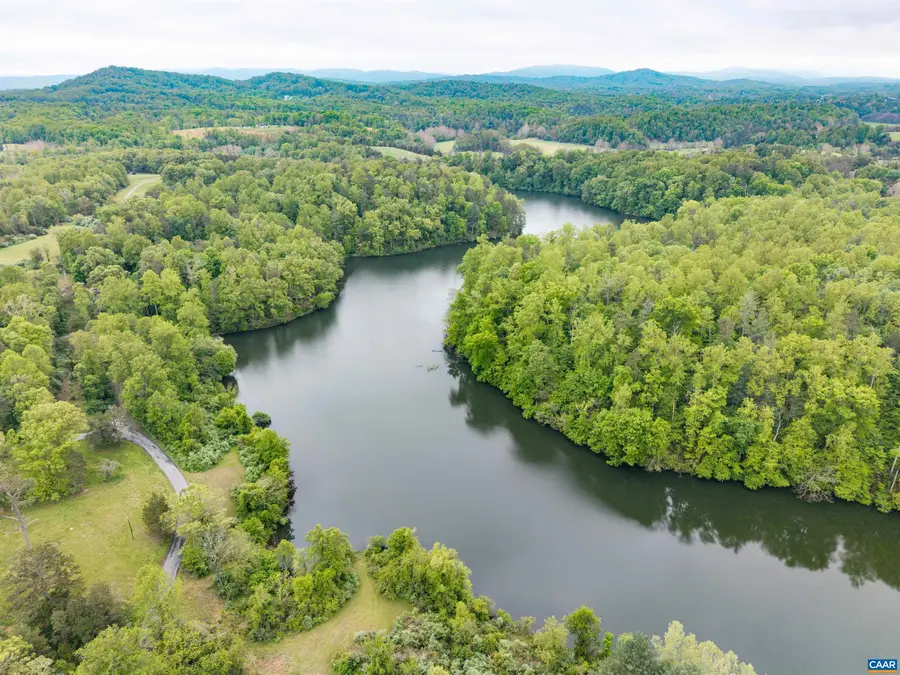 2068 Lakeside Dr, Charlottesville, VA 22901 - #2
