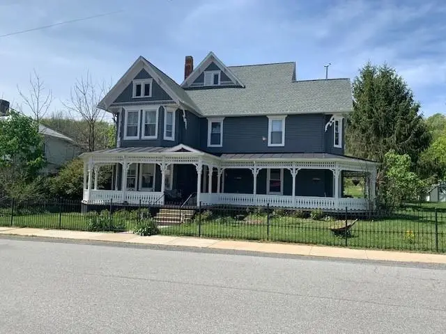 202 Spruce St, Monterey, VA 24465 - #1