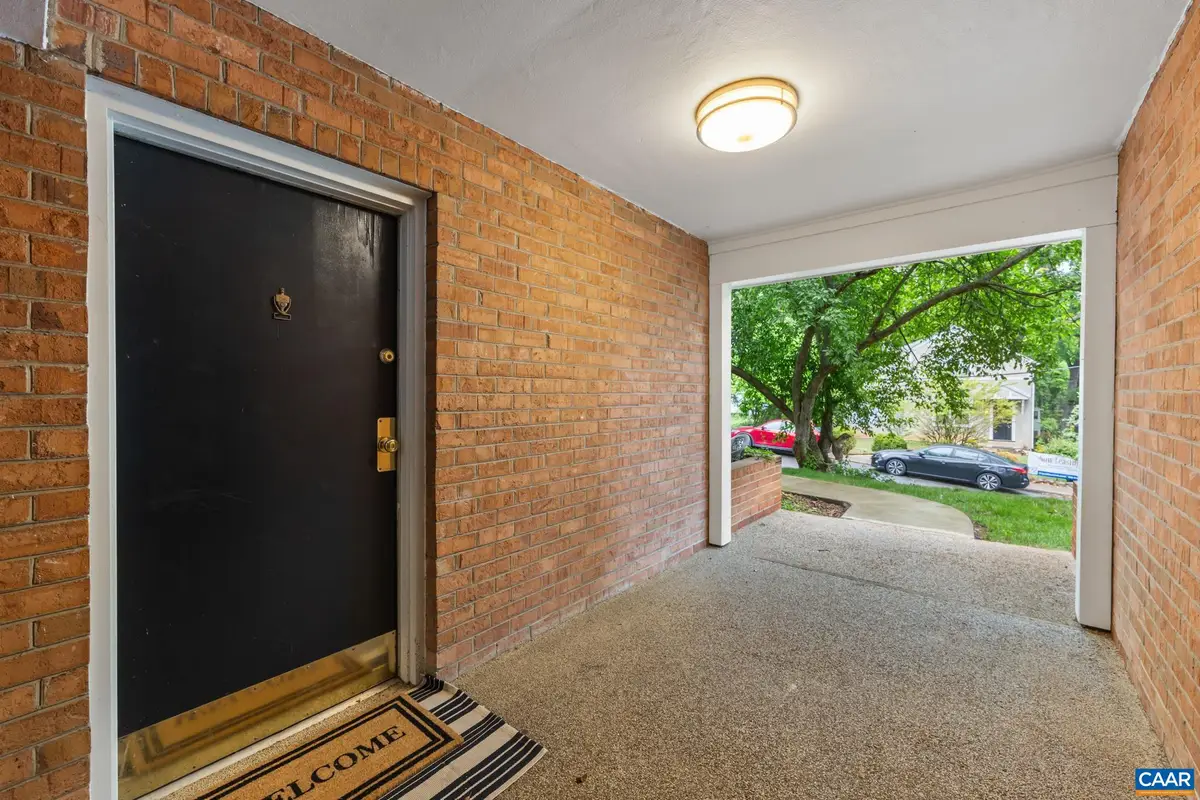1800 Jefferson Park Ave, Charlottesville, VA 22903 - #1