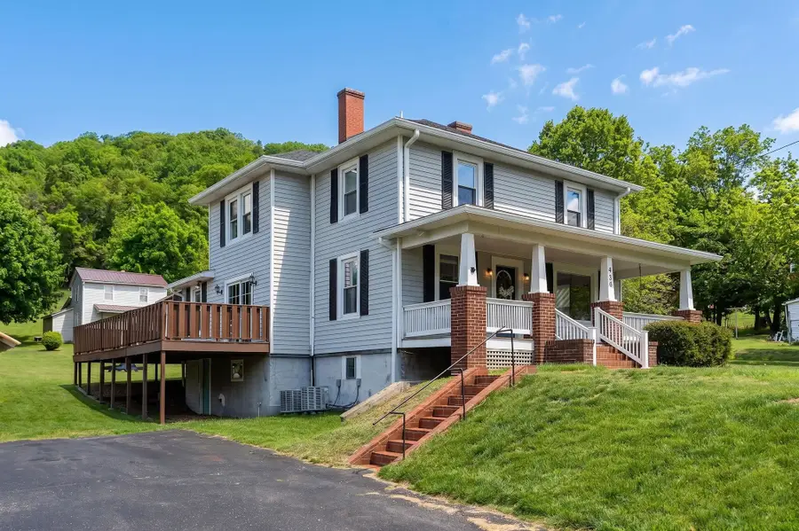 429 Betsy Bell Rd, Staunton, VA 24401 - #2