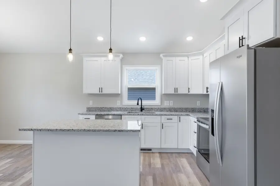 342 Fairfax Ave W, Elkton, VA 22827 - #3