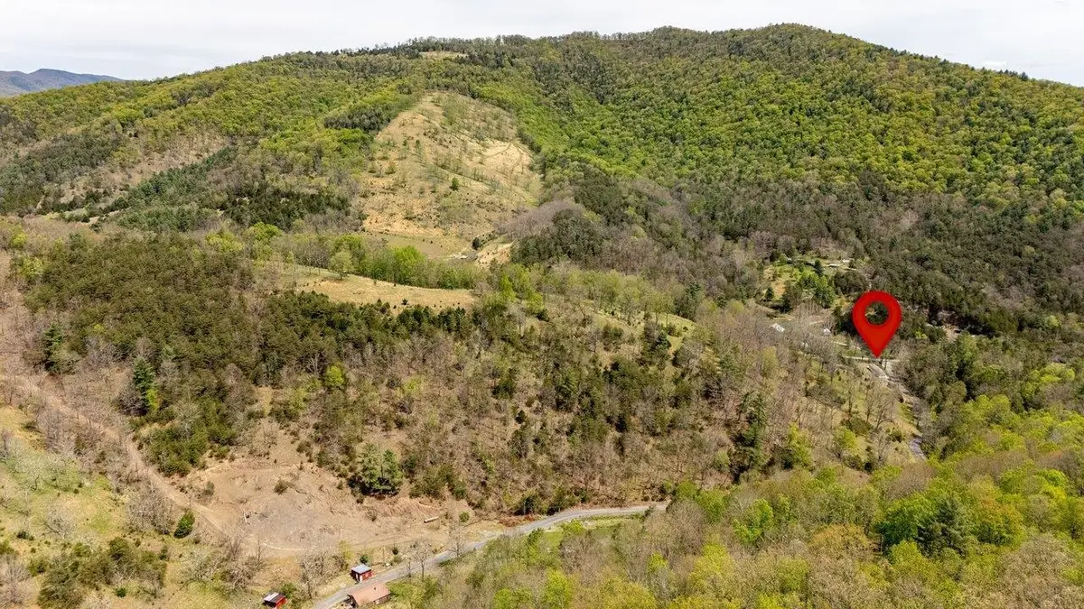 24 Strauter Rd, Franklin, WV 26807 - #1