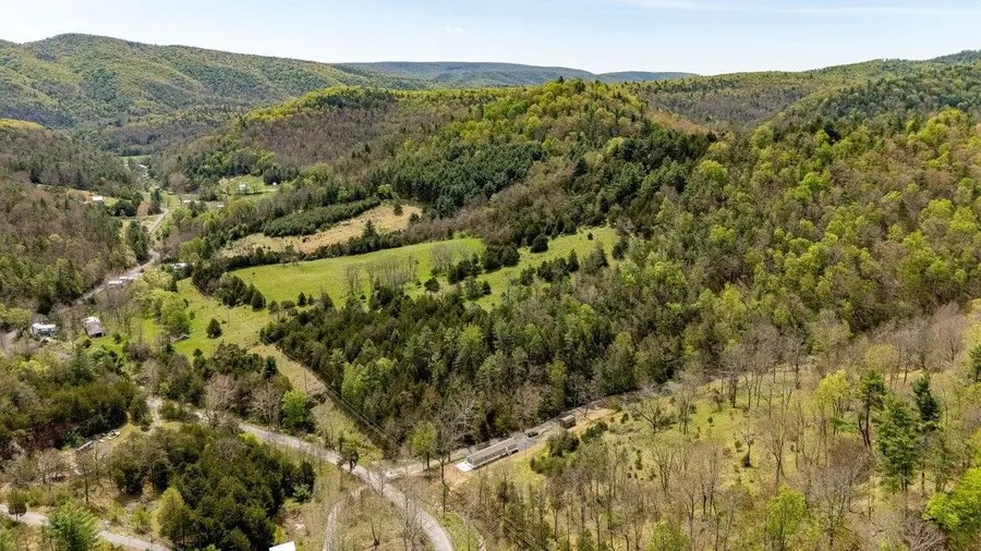 24 Strauter Rd, Franklin, WV 26807 - #2