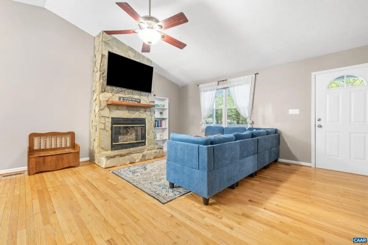21 Ashton Rd, Palmyra, VA 22963 - #1