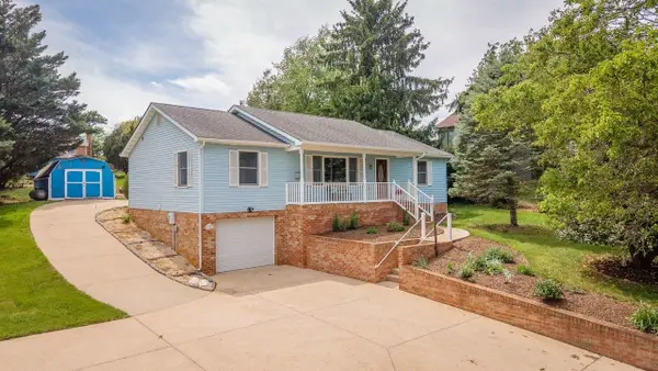 3373 Lakewood Dr, Rockingham, VA 22801