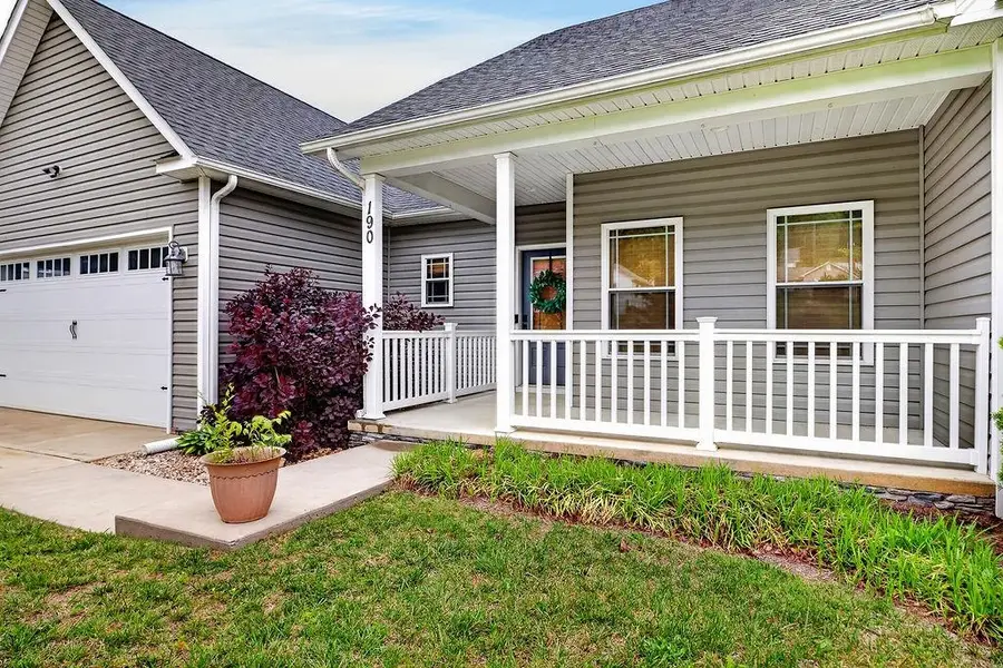 190 Montgomery Rd, Staunton, VA 24401 - #3