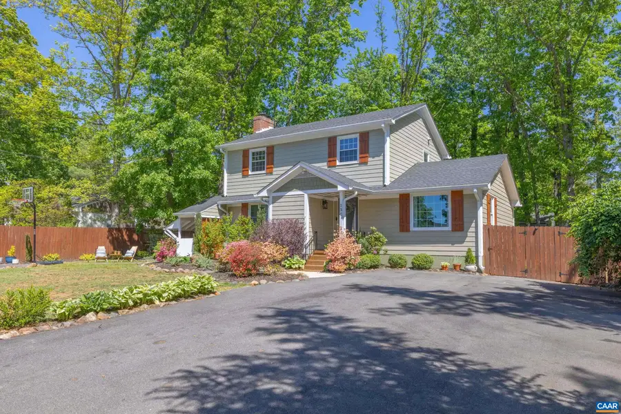 134 Park Dr W, Charlottesville, VA 22901 - #2