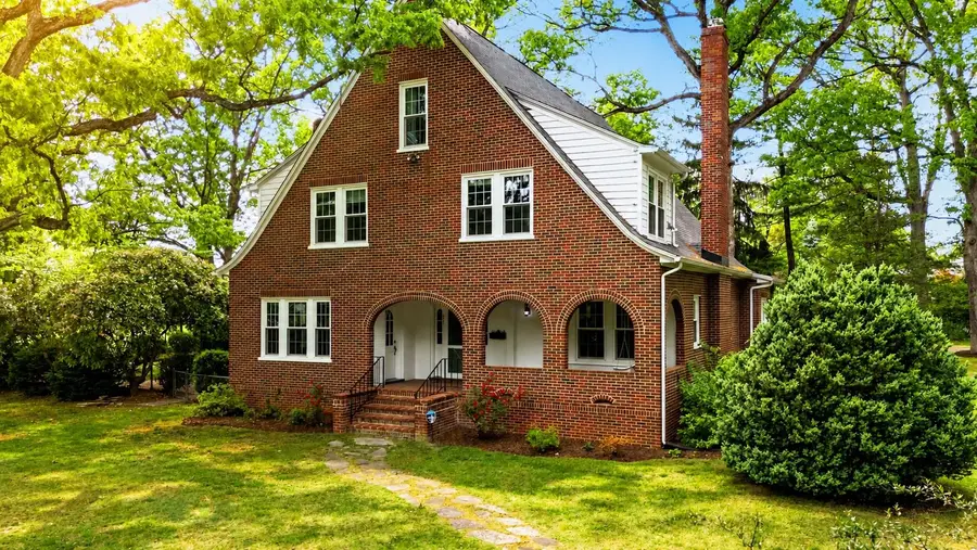 557 Ellison Ln S, Waynesboro, VA 22980 - #2