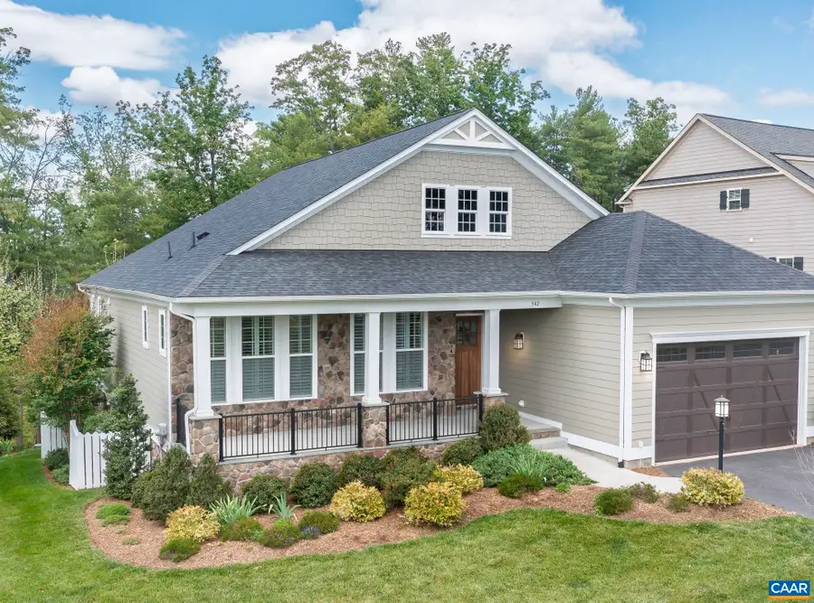 542 Drumin Rd, Keswick, VA 22947 - #2