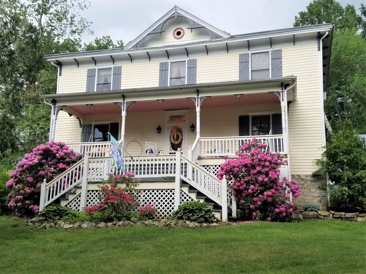 1312 Raphine Rd, Raphine, VA 24472 - #1