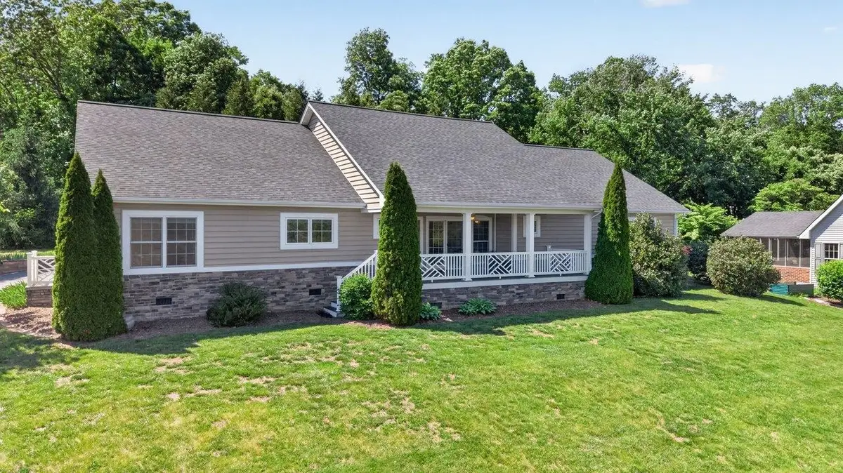 3090 Arrowhead Rd, Massanetta Springs, VA 22801 - #1