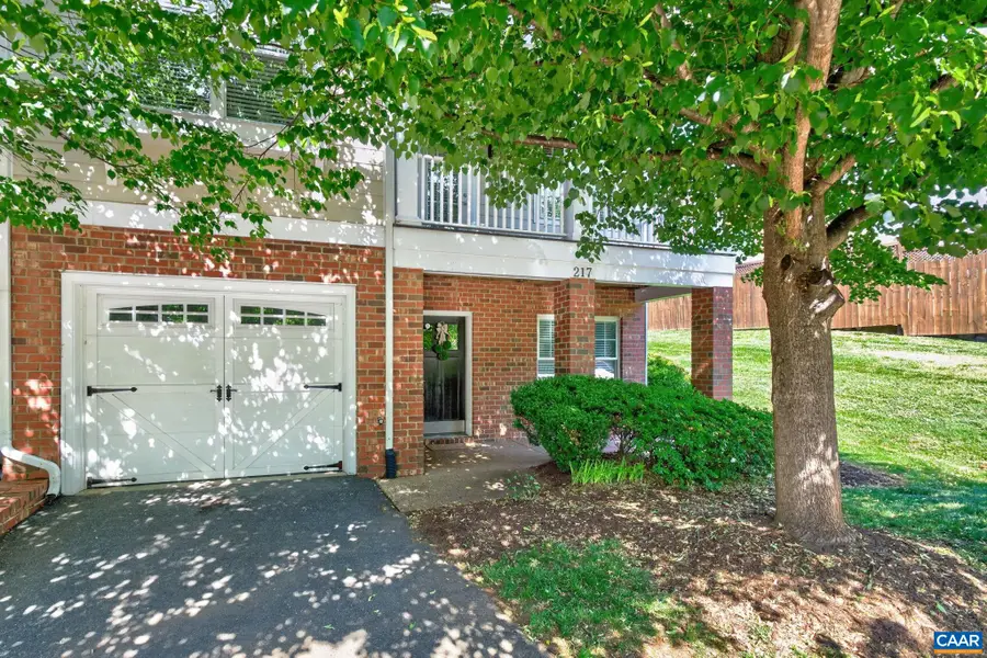 217 Brookwood Dr, Charlottesville, VA 22902 - #2