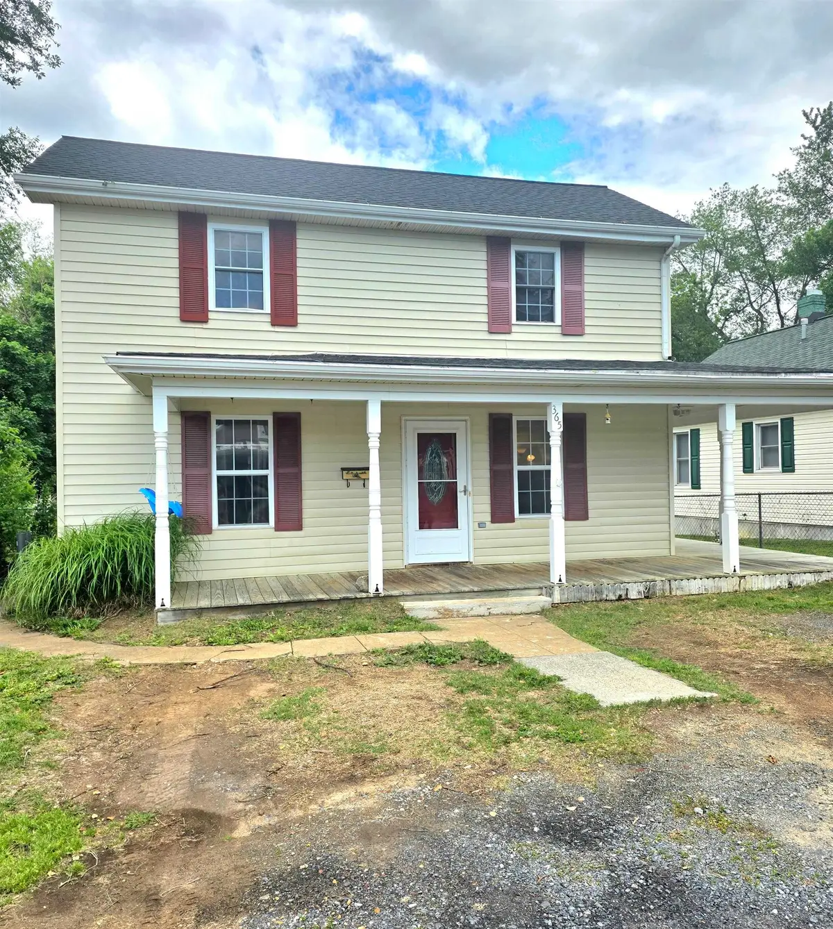365 Magnolia Ave S, Waynesboro, VA 22980 - #1